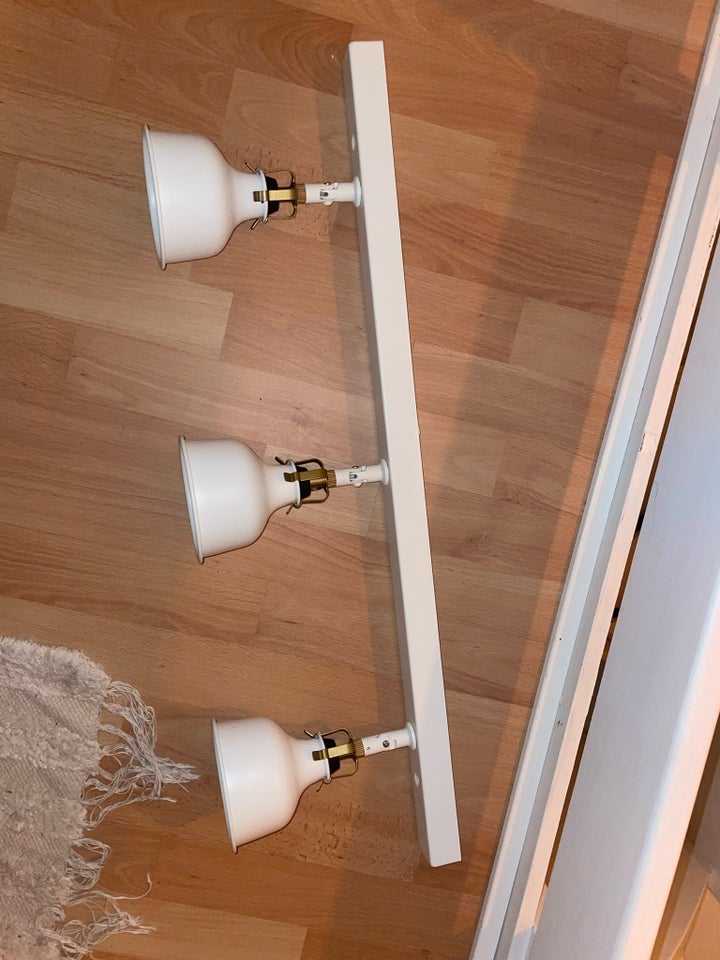 Anden loftslampe, IKEA