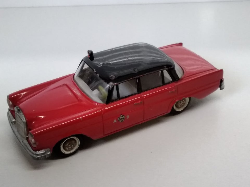 Modelbil, Tekno Mercedes-Benz 220