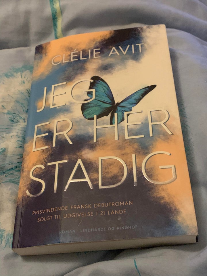 Jeg er her stadig, Clélie Avit,