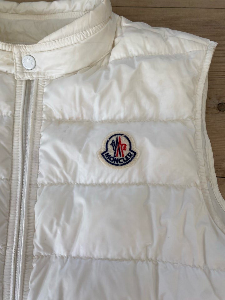 Vest, str. 32, Moncler