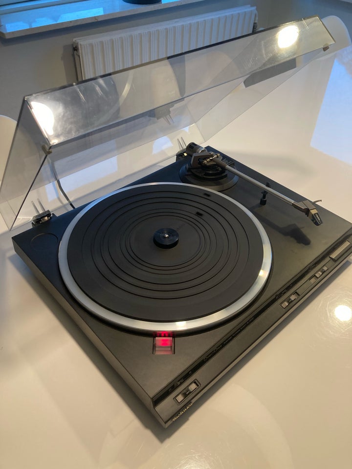 Pladespiller, Technics, SL-DD33