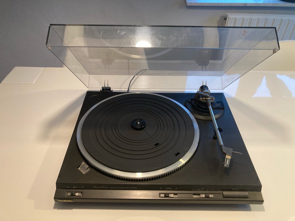 Pladespiller, Technics, SL-DD33