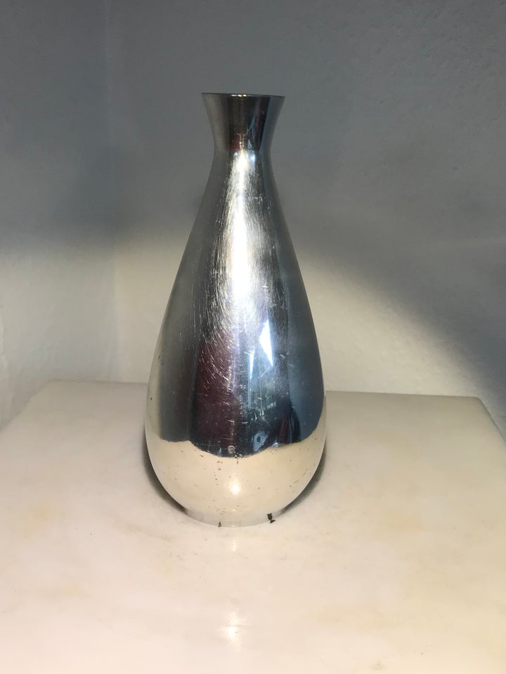 Vase, Tinvase / dråbevise , Just