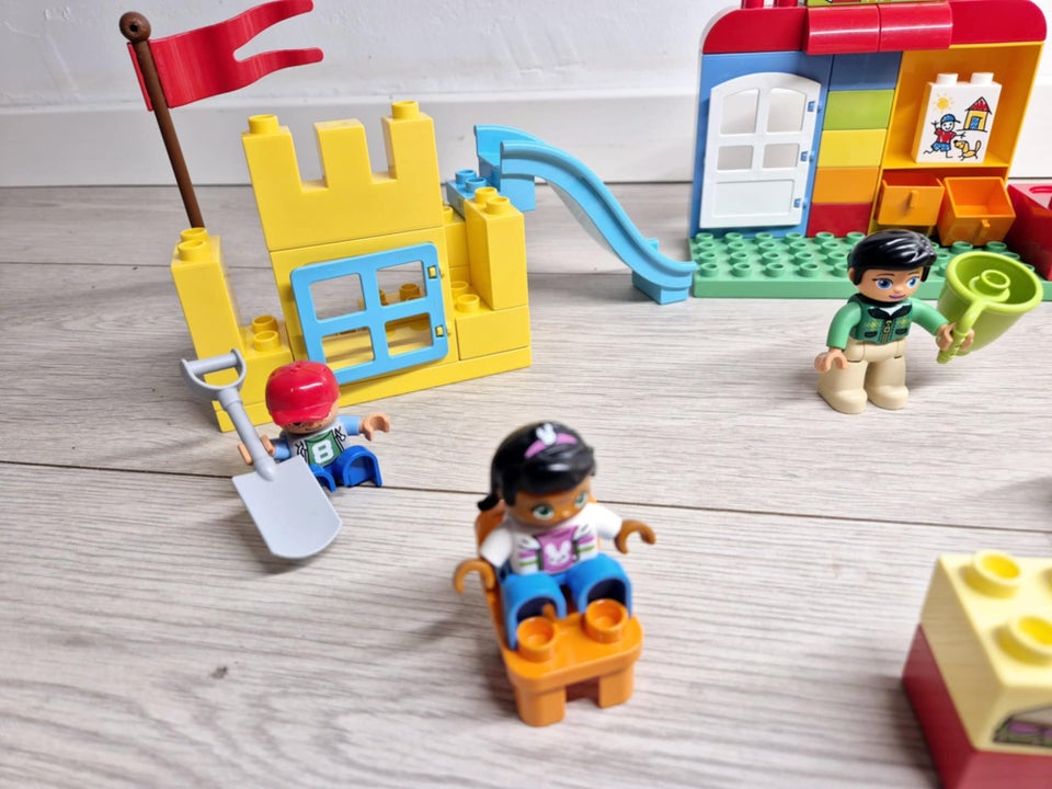 Lego Duplo, Børnehave sæt nr. 10833