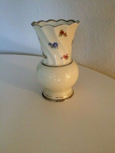 Porcelæn Vase  Bucka og Nissen