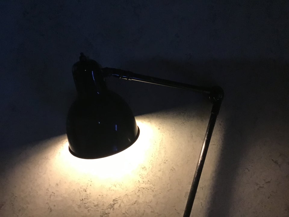 Væglampe, Anden bordlampe -