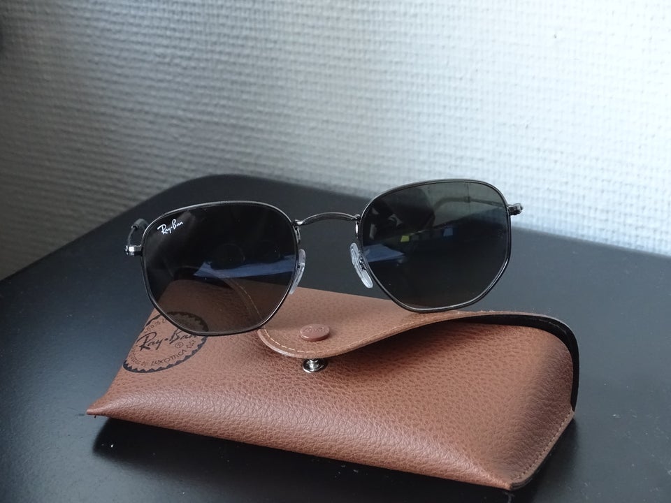 Solbriller herre, Ray-Ban