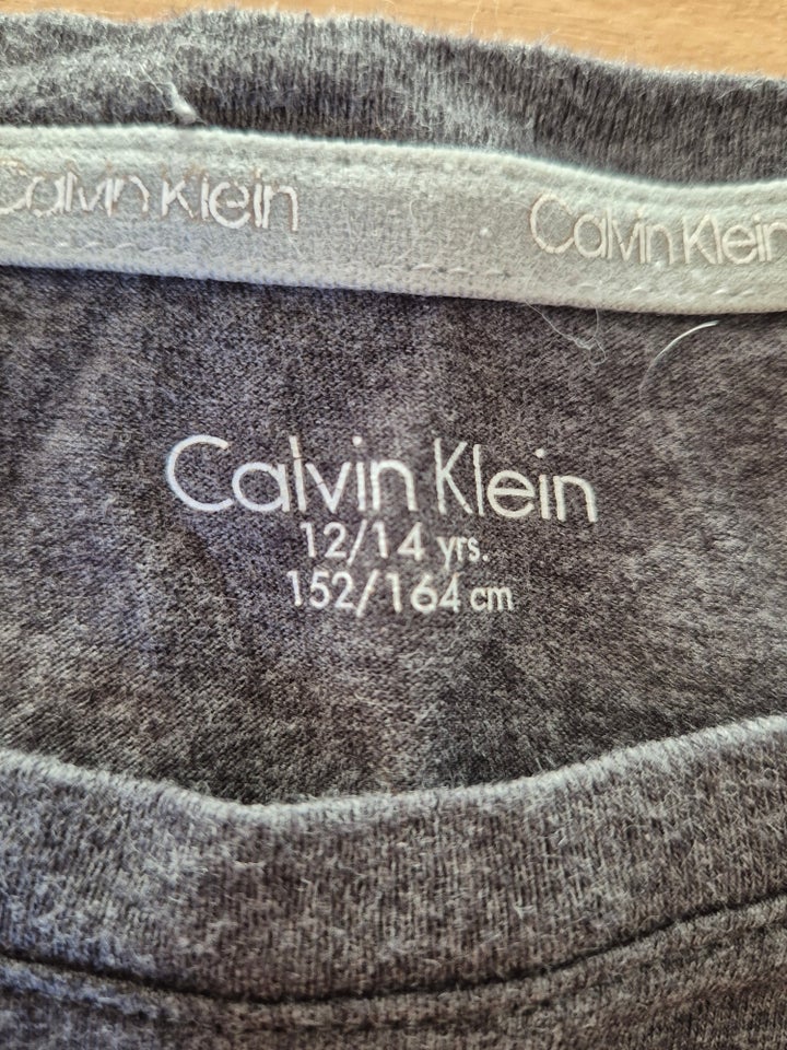 T-shirt, Tshirt, Calvin Klein