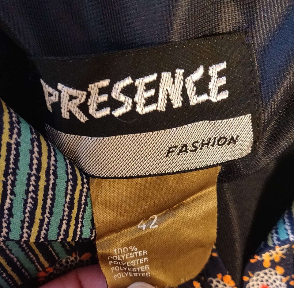 Anden kjole, Presence fashion,