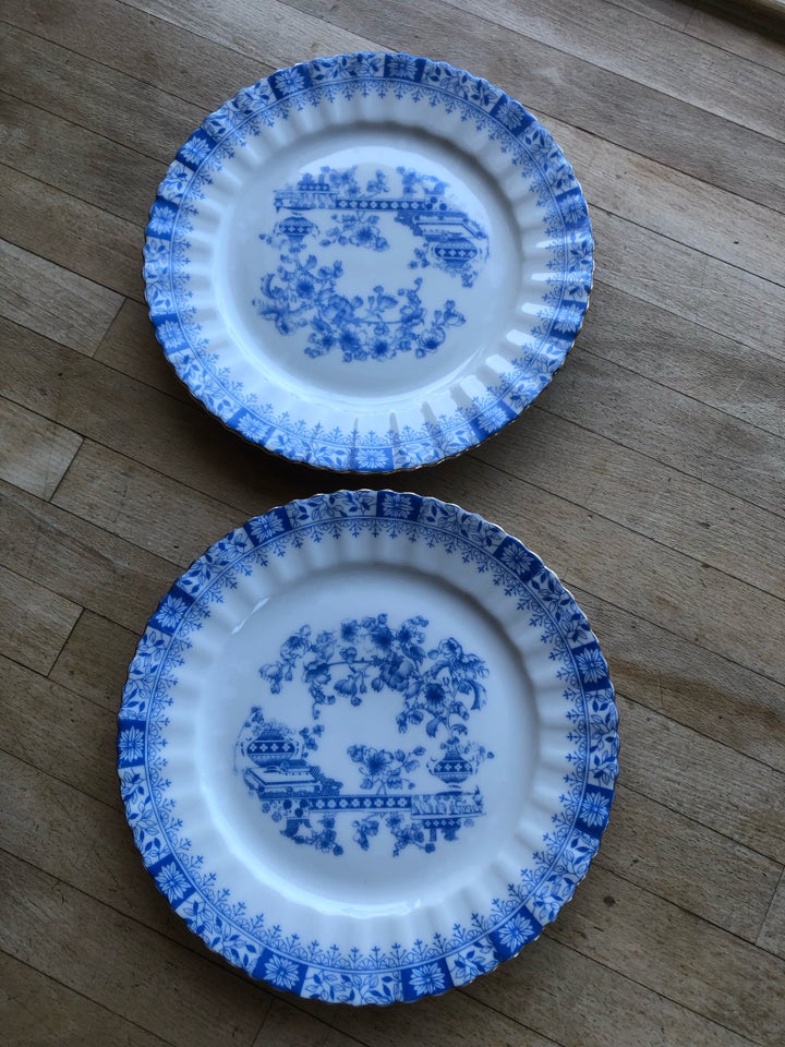 2 smukke vintage tallerkner China