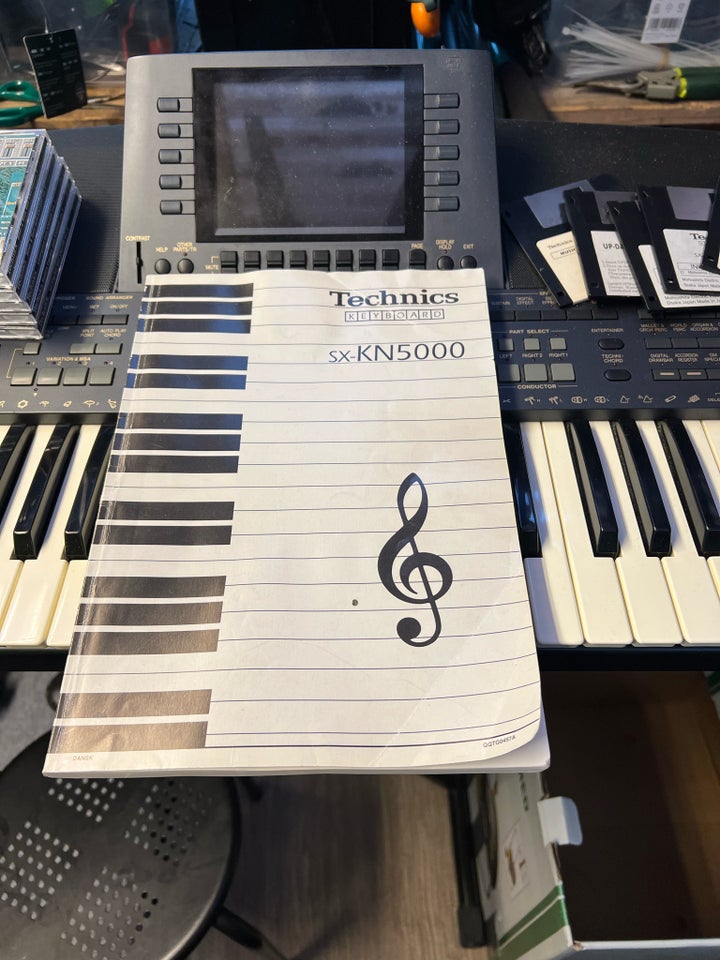 Keyboard Technics sx-KN5000