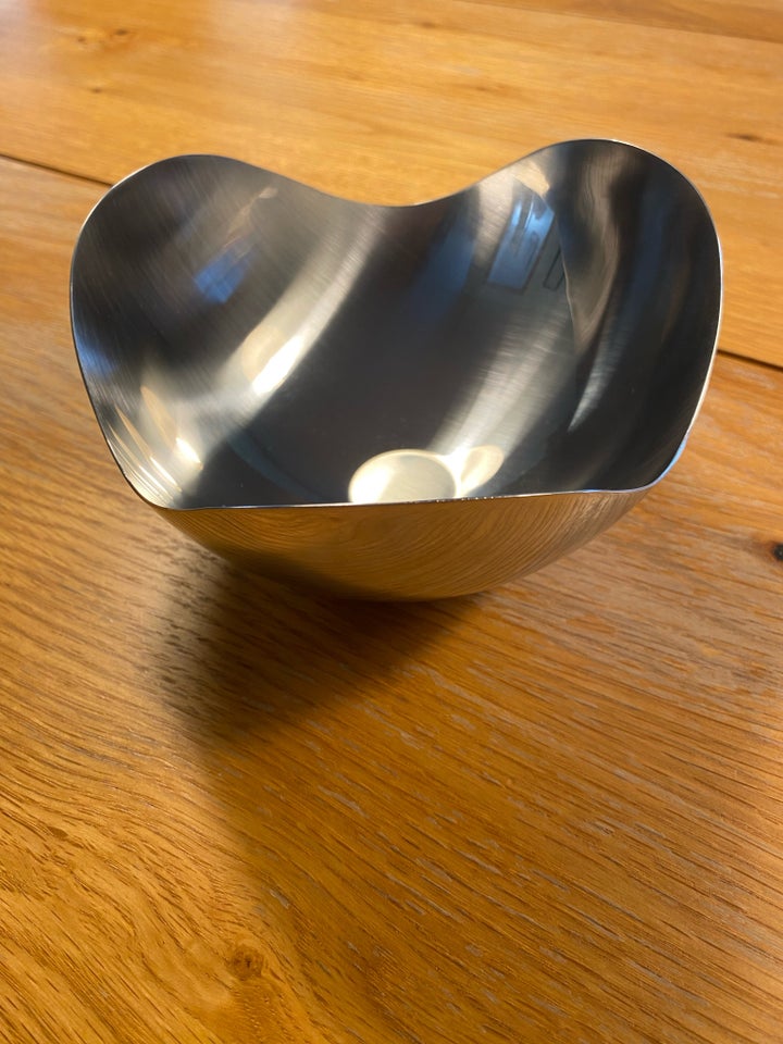 Rustfrit stål, Skål, Georg Jensen