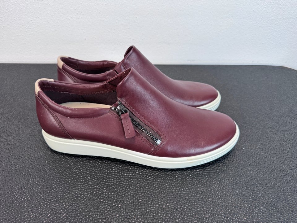 Sneakers, str. 40, Ecco