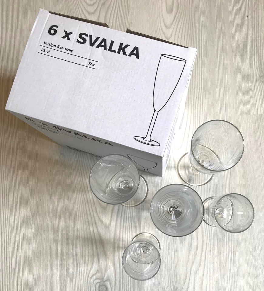 Glas Champagne glas SVALKA