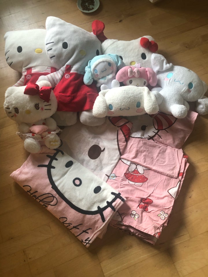 Hello kitty sengetøj bamser og