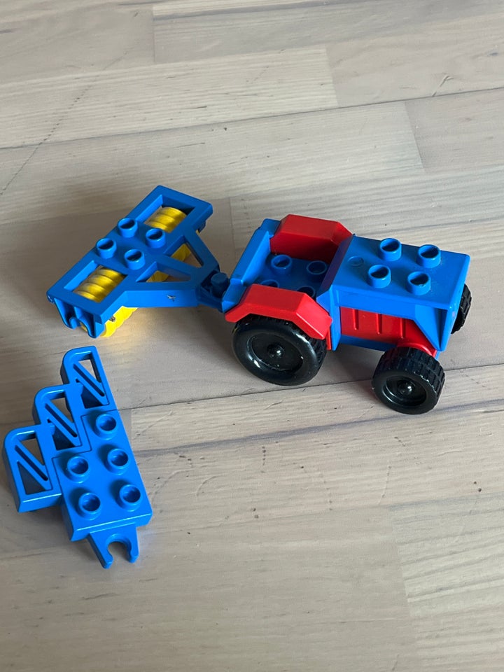 Lego Duplo, LEGO DUPLO TRAKTOR