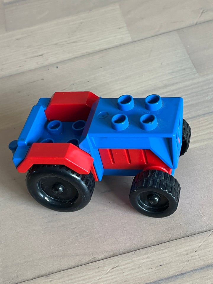 Lego Duplo, LEGO DUPLO TRAKTOR