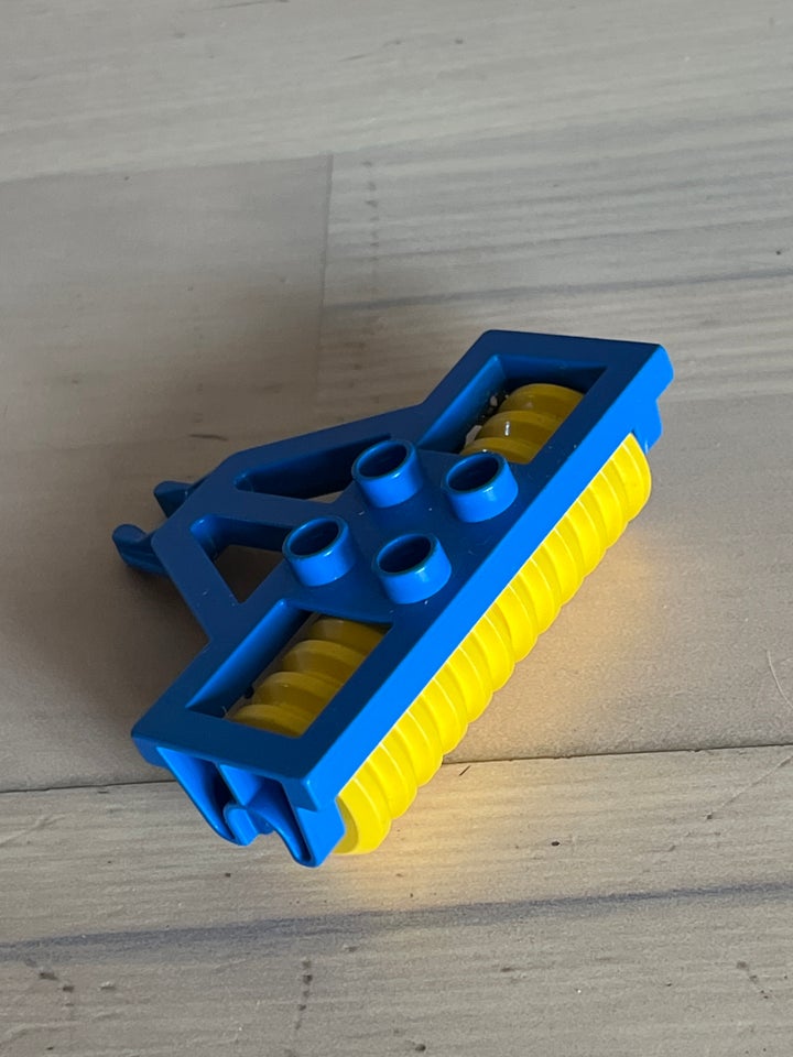 Lego Duplo, LEGO DUPLO TRAKTOR