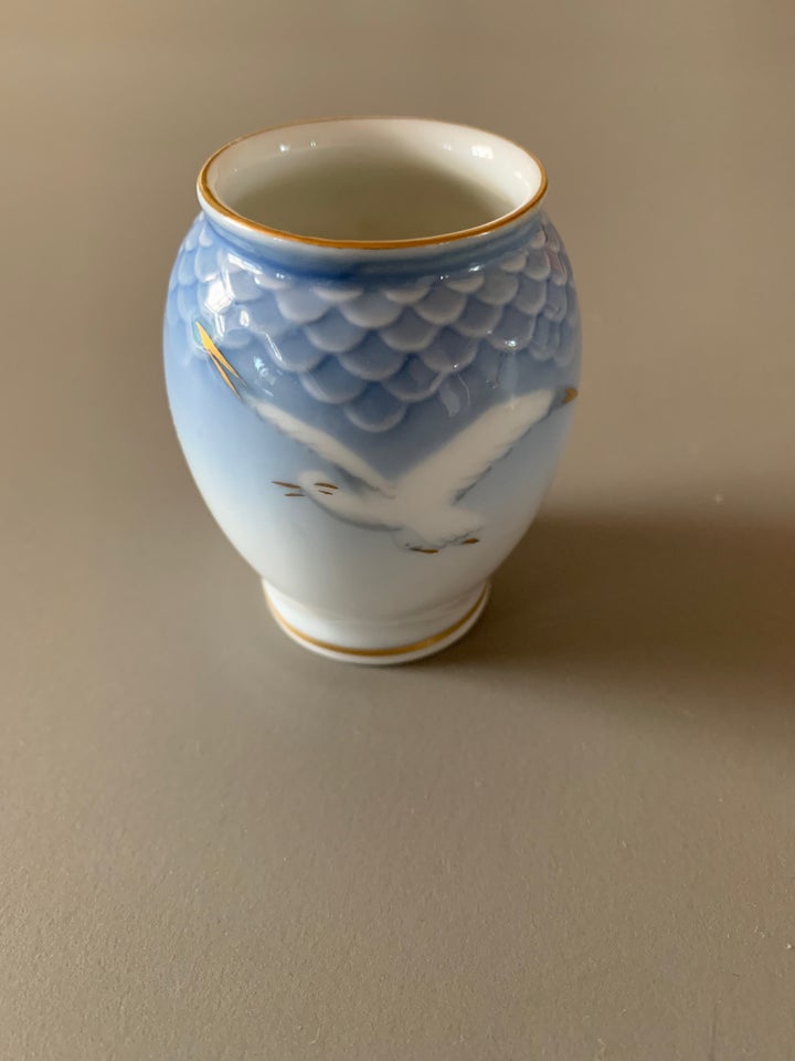 Porcelæn Mini vase fra B&amp;G nr 208