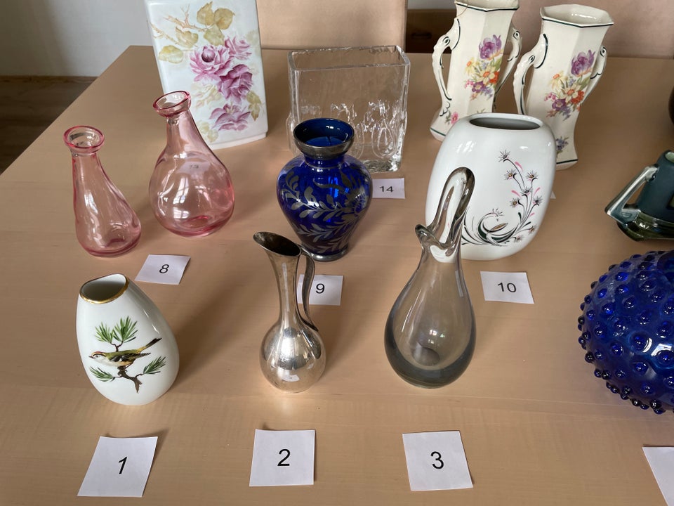 Vase Marked Diverse