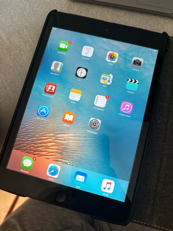 iPad mini 32 GB sort