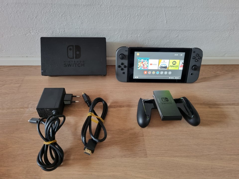 Nintendo Switch, HAC-001(-01),