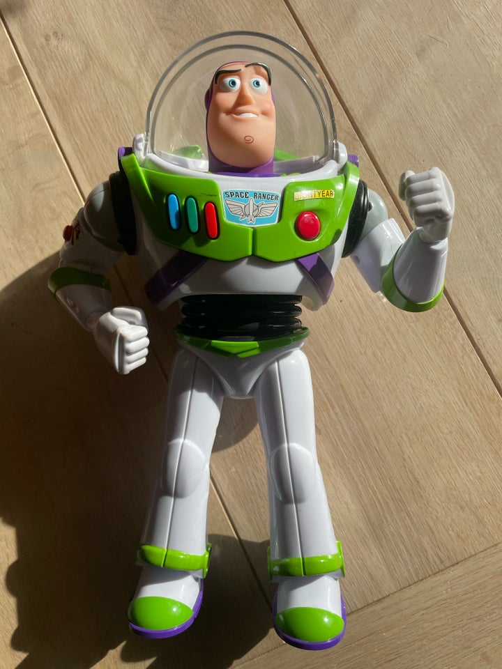 Buzz lightyear actionfigur, Maki