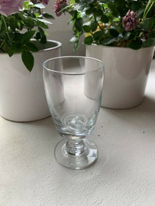 Glas Almue Rødvin Holmegaard