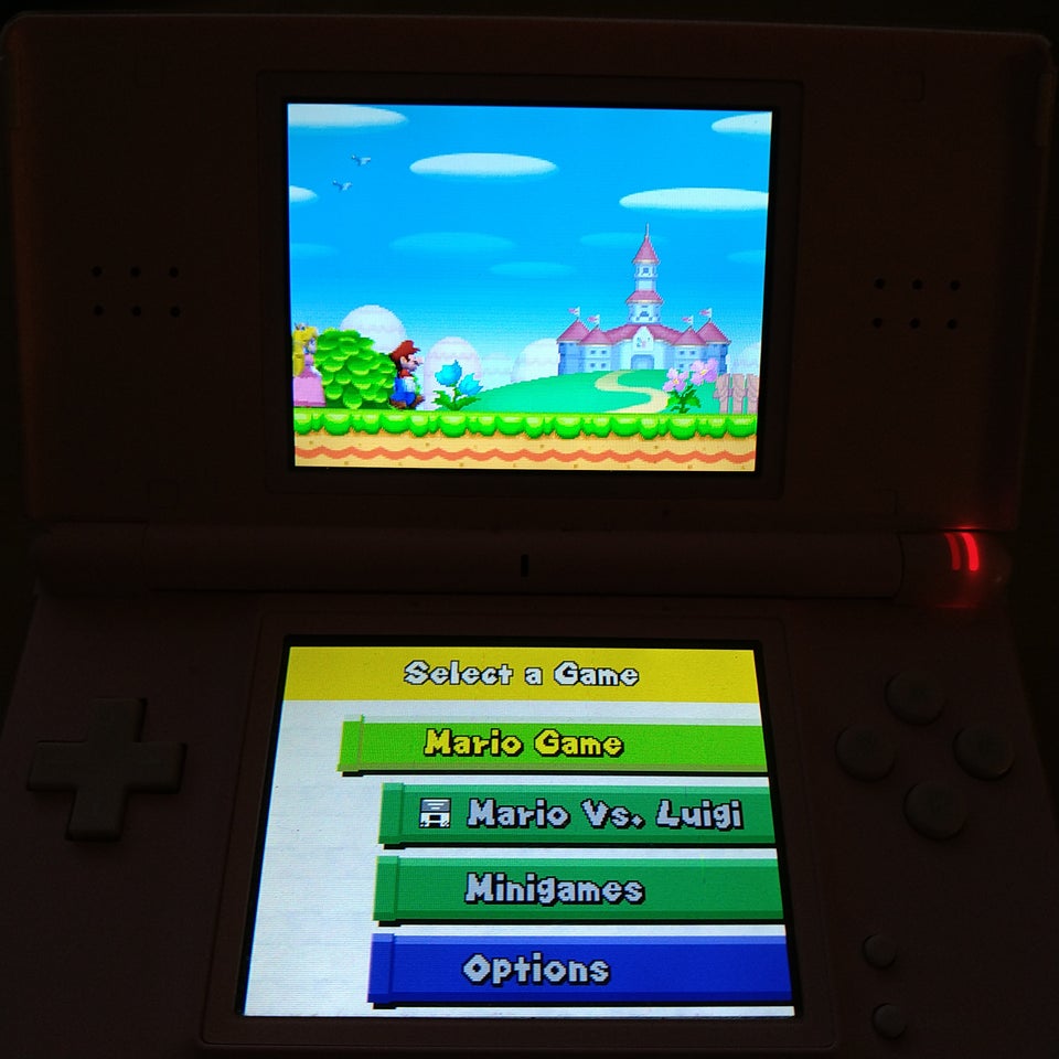 Nintendo DS Lite, USG-001, God