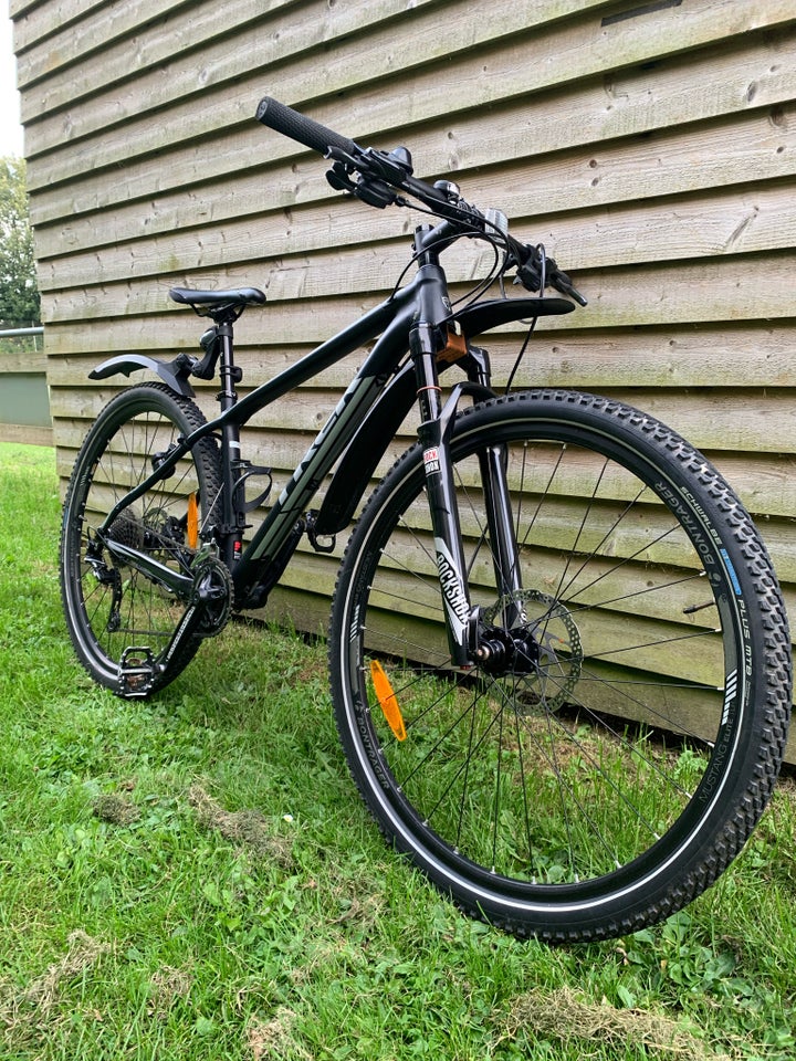 Trek Superfly 5 hardtail 175