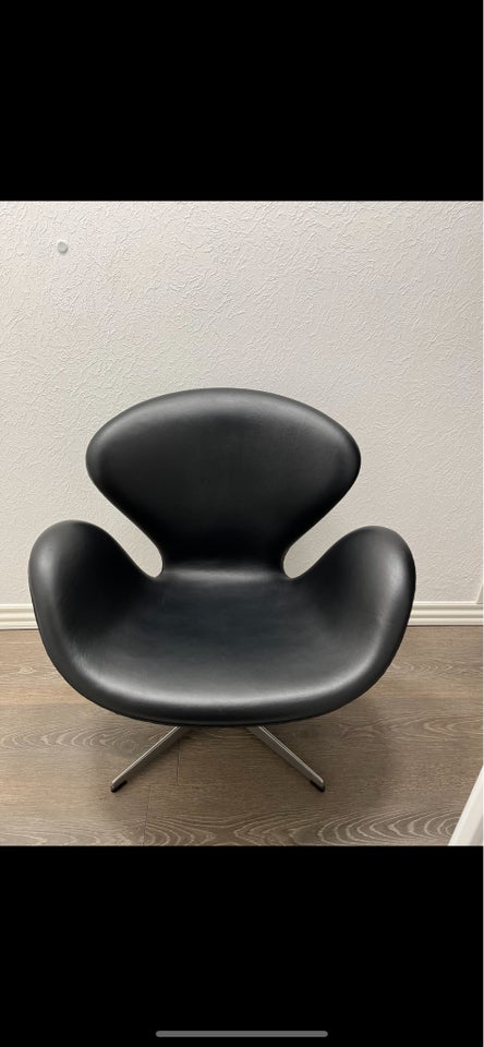 Arne Jacobsen, 3320, Stol