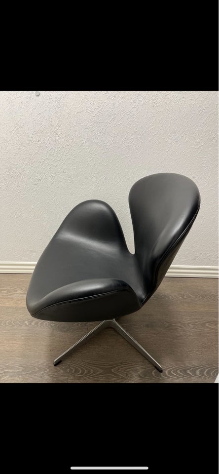 Arne Jacobsen, 3320, Stol