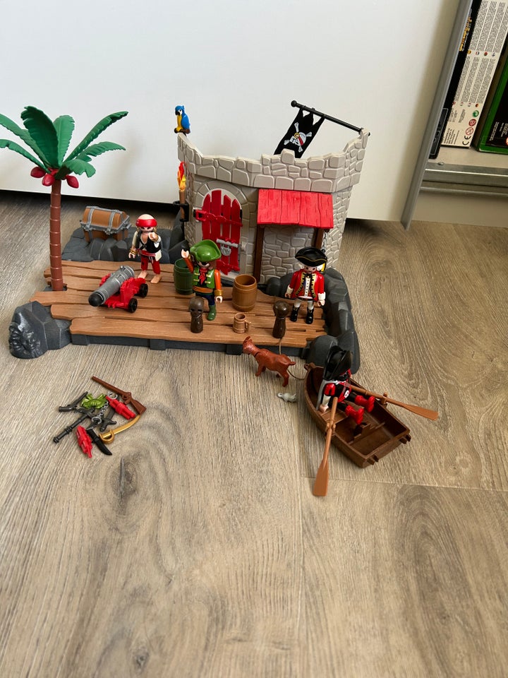 Playmobil, Ridderborg, piratskib