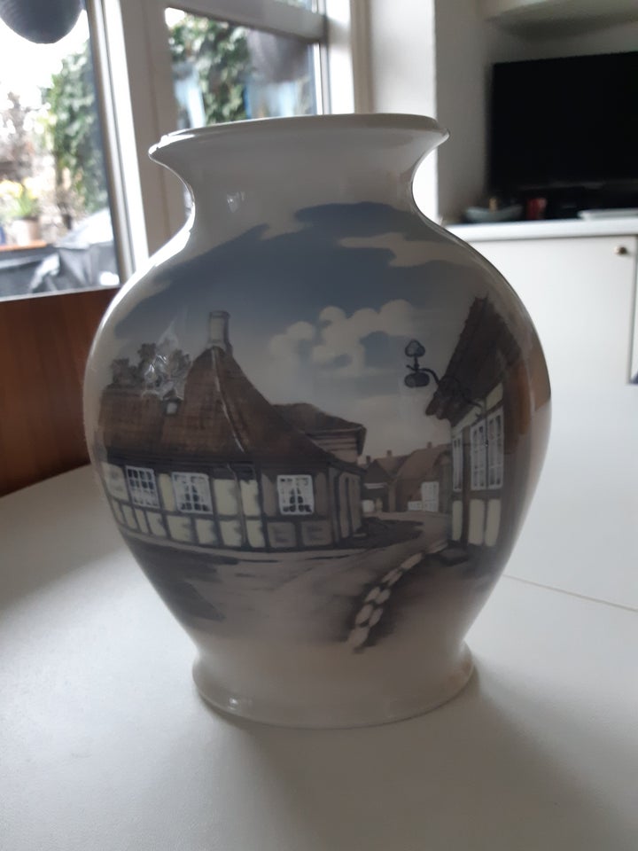 Porcelæn Vase med HC Andersens