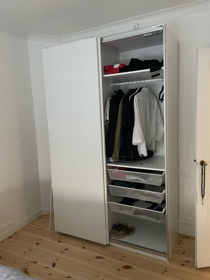 Klædeskab, Ikea, b: 150 d: 60 h: 220