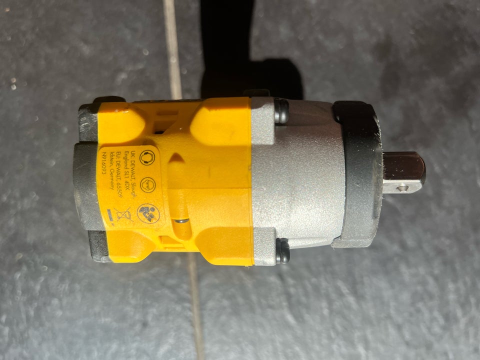 Slagnøgle Dewalt dcf922