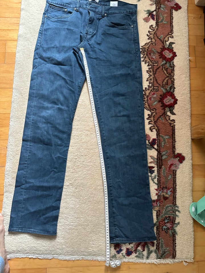 Jeans, Matinique, str. 33