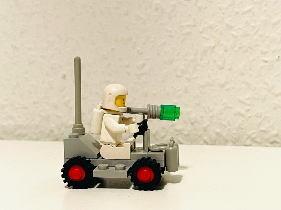 Lego Space 886 space buggy