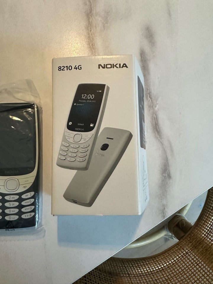 Nokia 8210 Perfekt