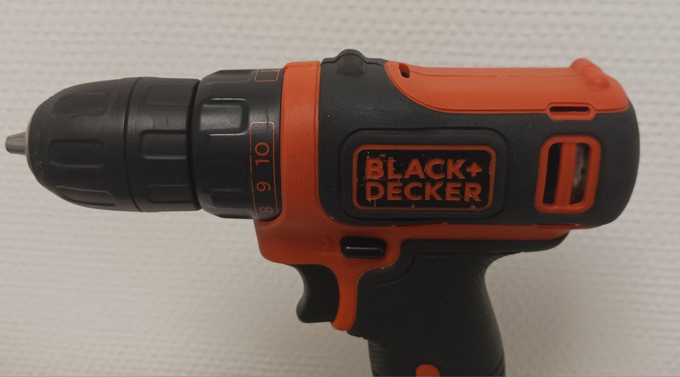 Skruemaskine black  decker