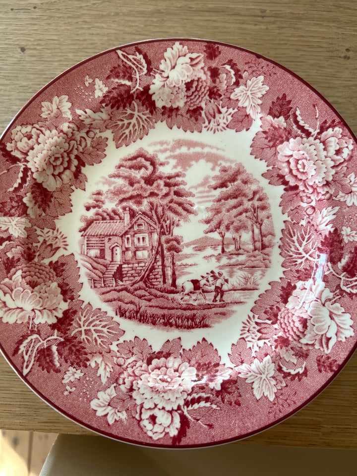 Porcelæn, Tallerkner, English