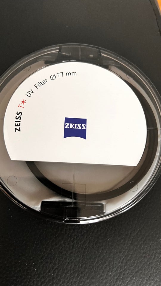 UV filter , Carl-Zeiss, 77 mm.