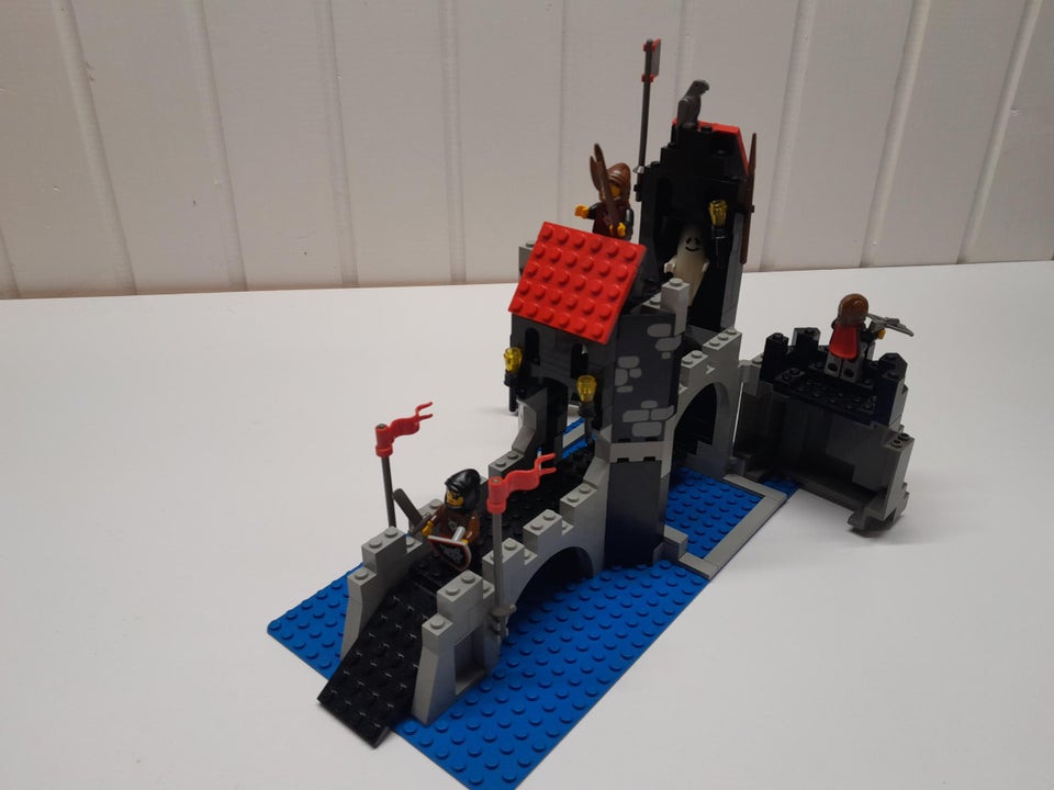 Lego Castle, 6075