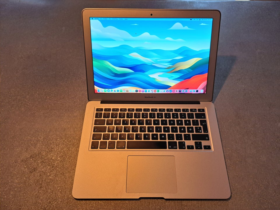 MacBook Air, 1.60 GHz, 8 GB ram