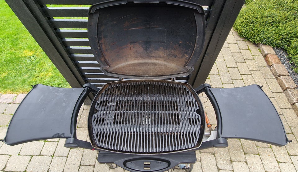 Gasgrill, Q200 med bord/vogn