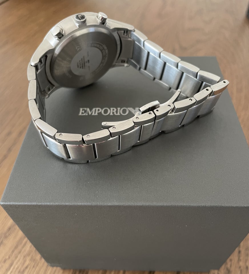 Ure, Emporio Armani Chronograph