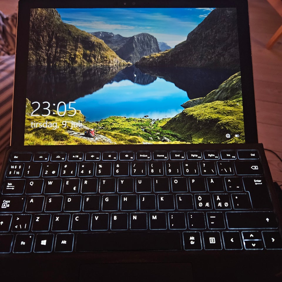 Microsoft Surface pro 4 I5-6300U