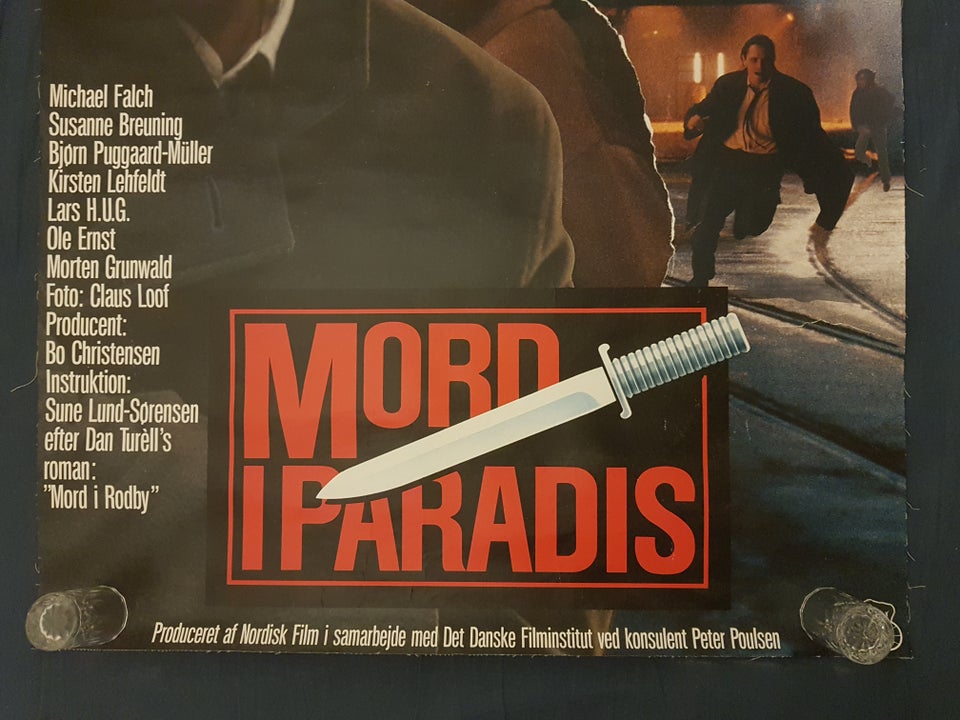 Filmplakat motiv: Mord i Paradis