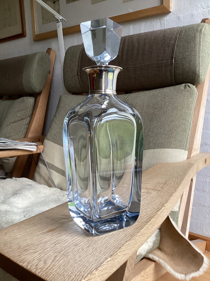 Glas Vinflaske “KRONEN” 830 sølv