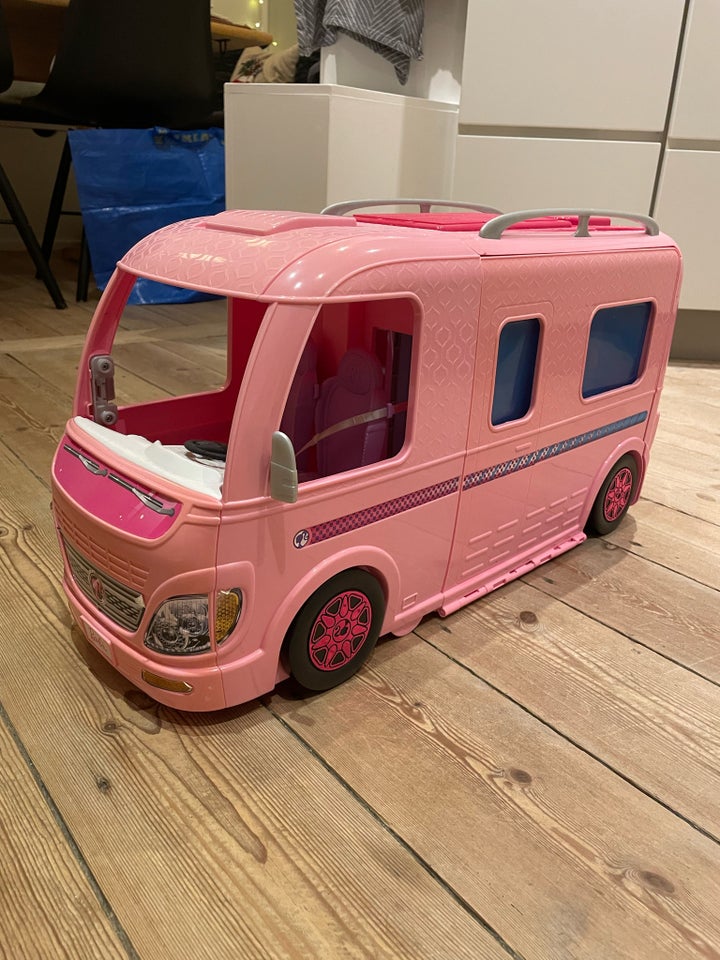 Barbie, Autocamper